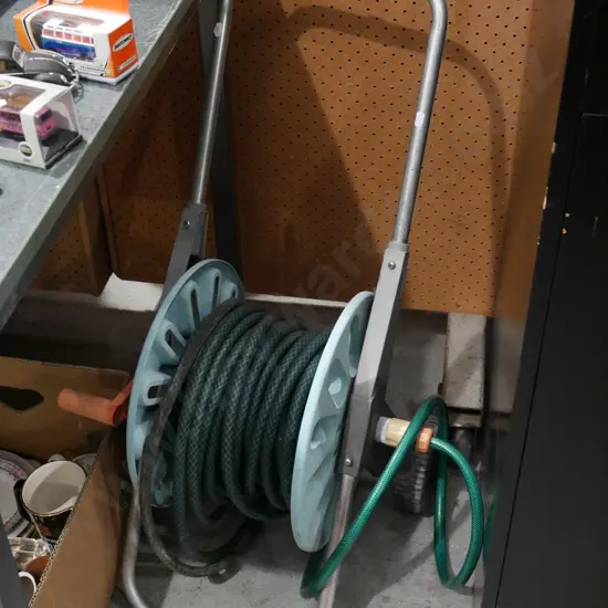 garden hose reel and hose