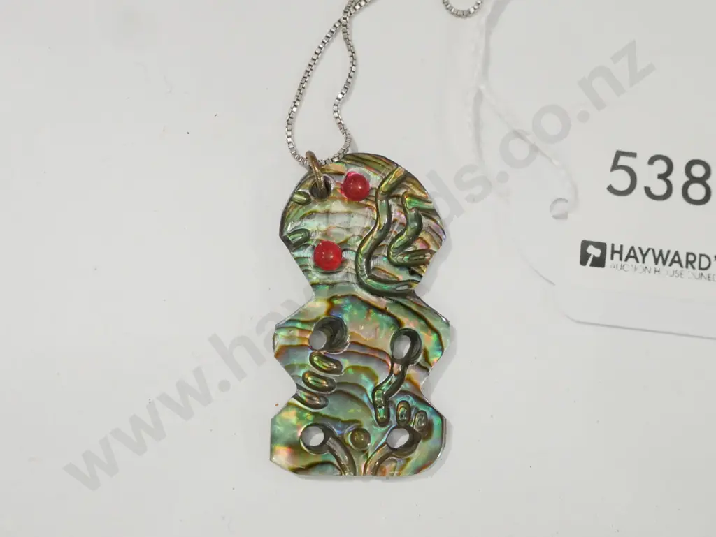 sterling silver & paua tiki necklace 6gms Image 1++