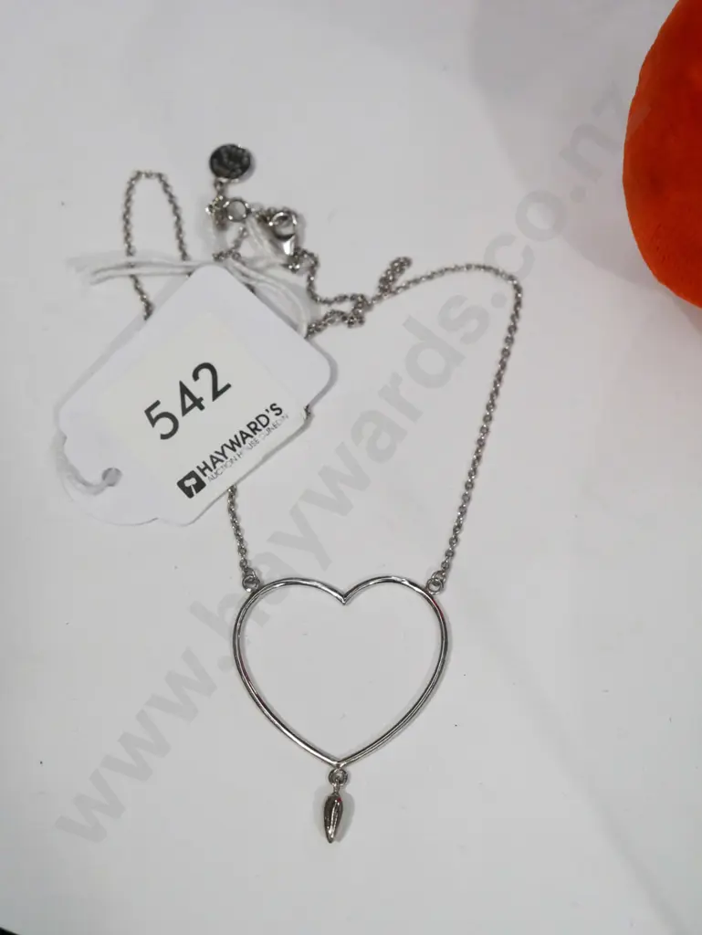 sterling silver large heart necklace 4gms Image 1++