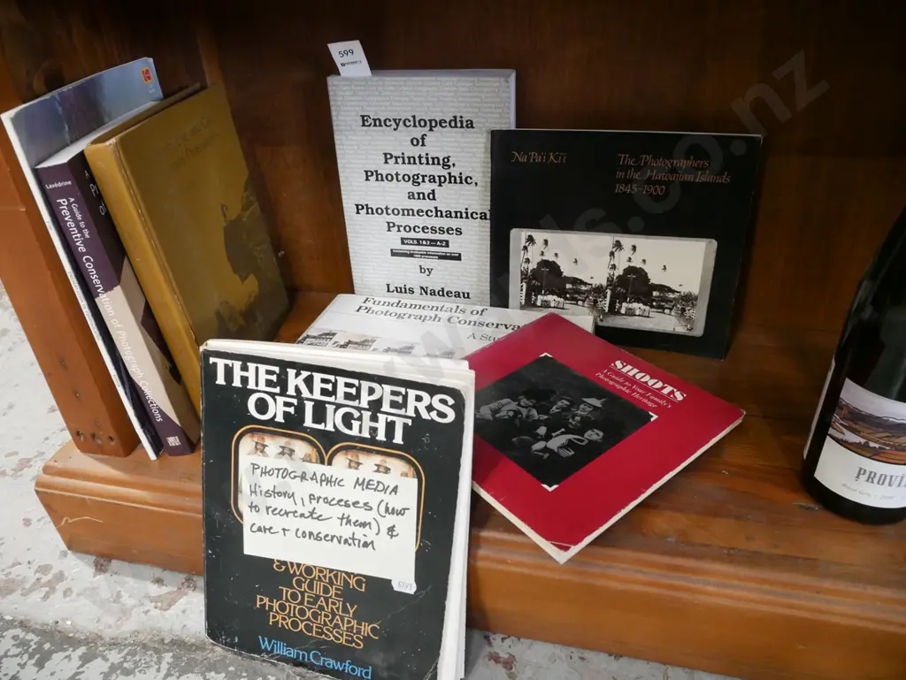 photography conservation and other books Image 1++