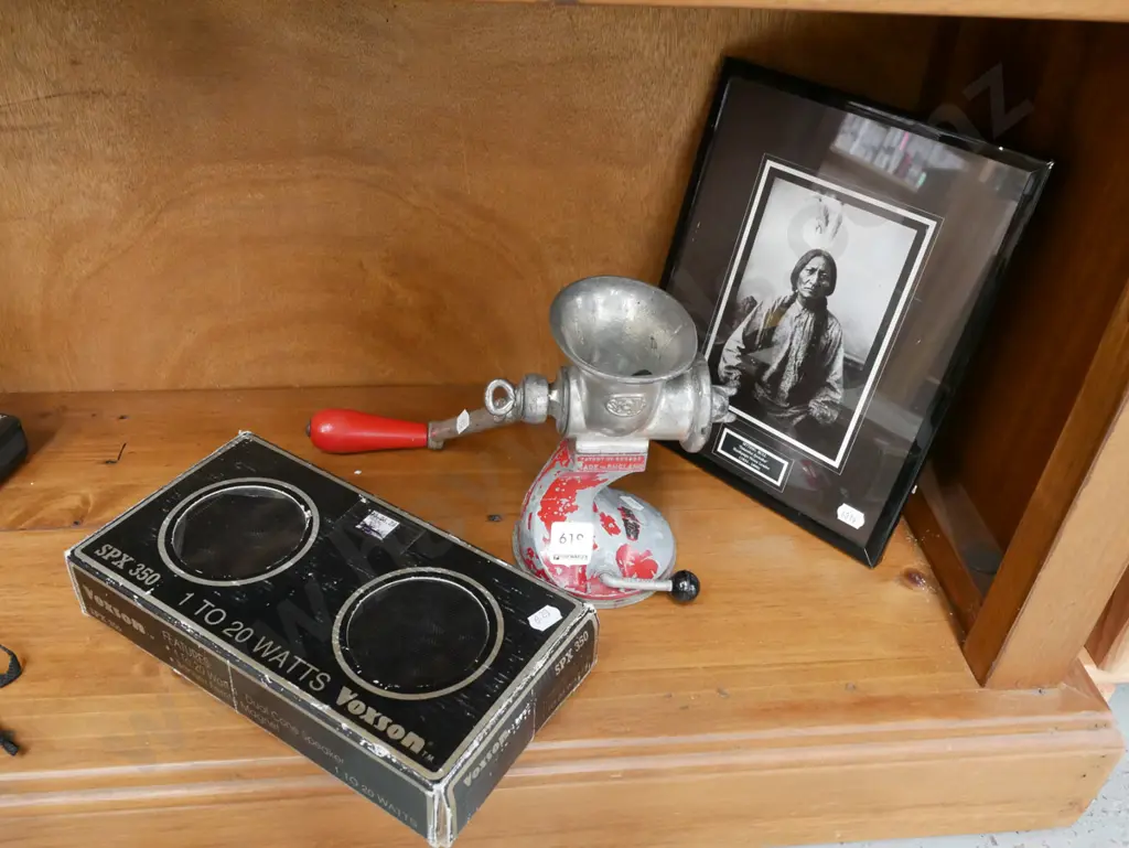 bench top mincer, photo print, car speakers Image 1++