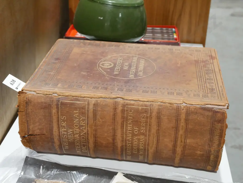 large Webster's Dictionary Image 1++