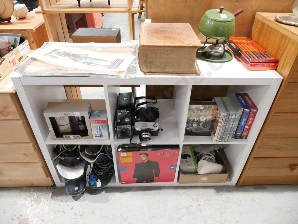 mdf melteca cubby holes H760 W1110 D390 Image 1++
