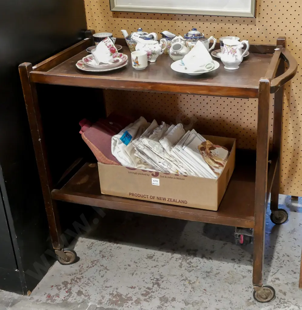 tea trolley Image 1++