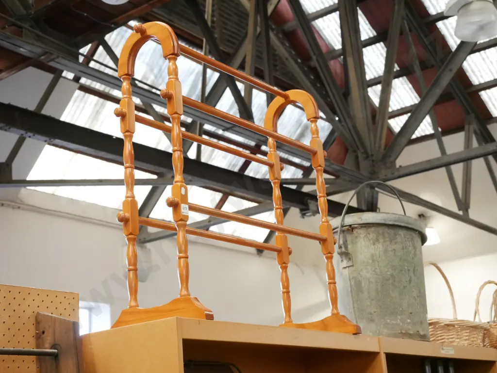 wooden towel rail Image 1++
