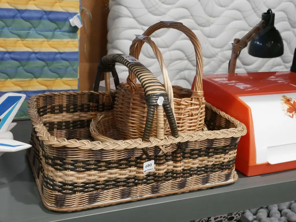 woven plastic and 2x cane baskets Image 1++