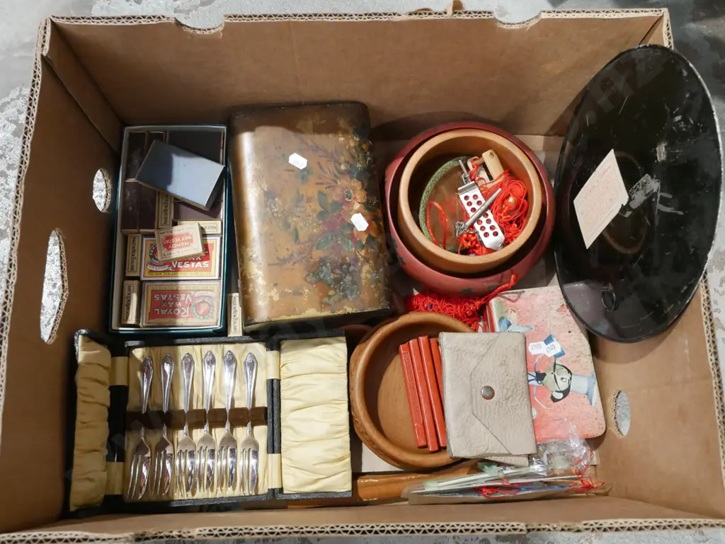 box; hand painted plates, wooden salad, servers etc Image 1++