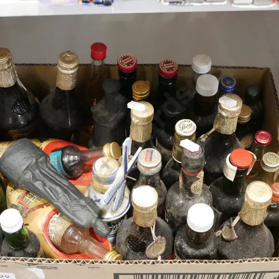 box of spirit miniatures