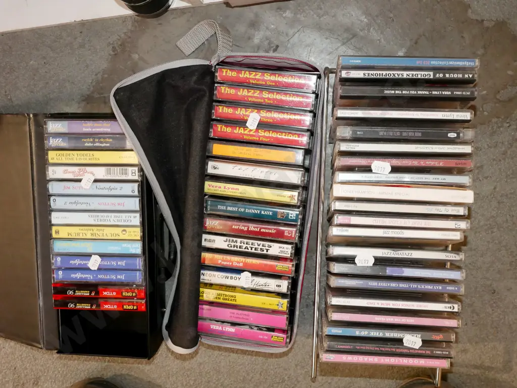 tape cassettes, CDs Image 1++