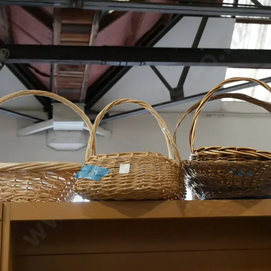 4x cane baskets