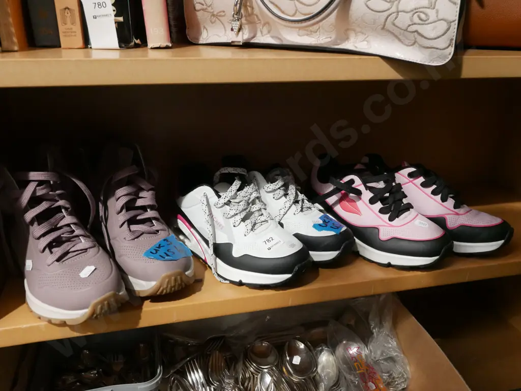 3x pairs of UK size 3 sneakers Image 1++