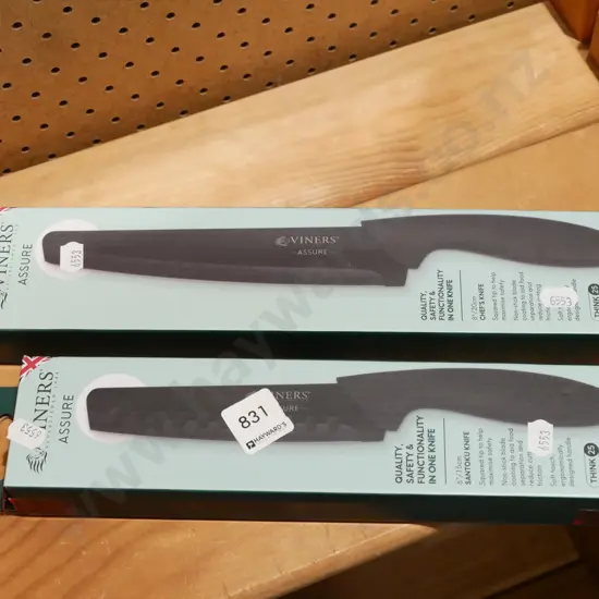 2x boxed kitchen knives
