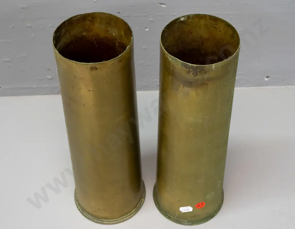 pair of brass shell casings, both marked 18Pr and dated 1916 on base - some corrosion and minor denting H-295 Image 1++