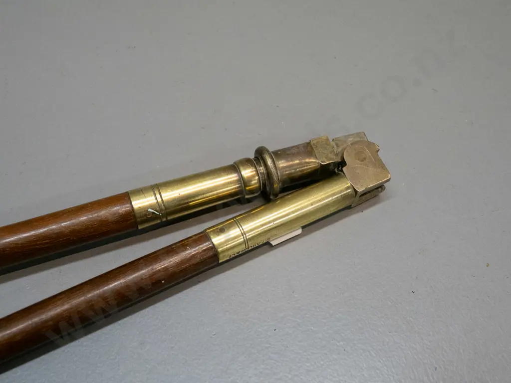 vintage folding fishing gaff - timber with brass fittings, steel hook L-1060 open, L-560 folded. Image 1++