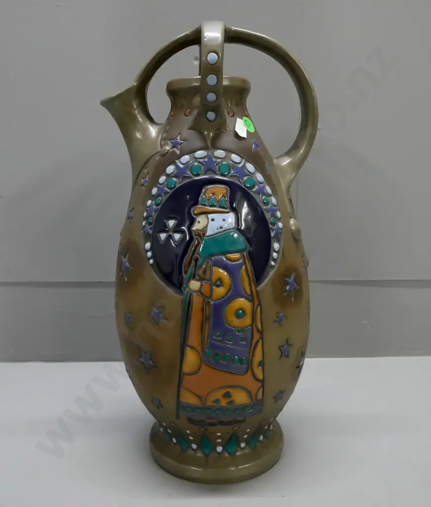 Amphora antique Austrian-made Art Nouveau ewer vase w/ bearded figure design H-370 Image 1++