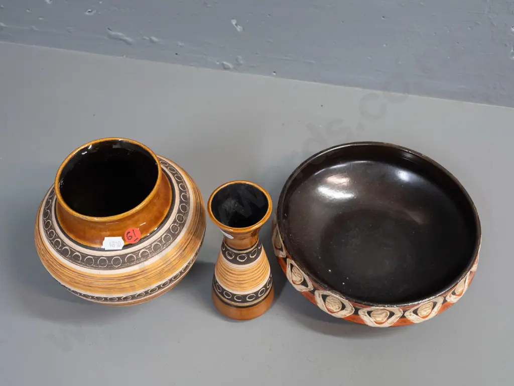 3 pieces of retro German pottery with incised geometric bands - bowl has some deterioration to glaze, larger vase H-160 Image 1++