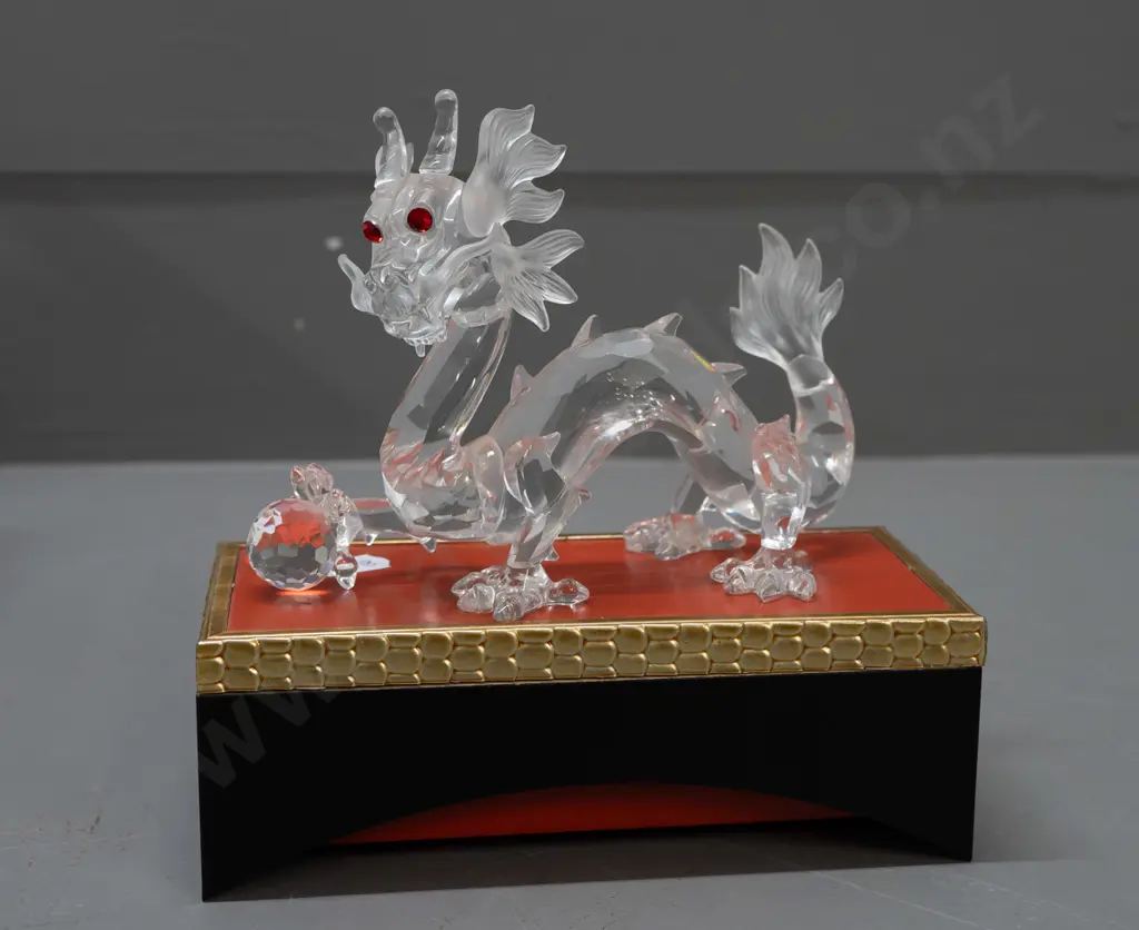 Swarovski crystal cased 1997 Fabulous Creatures series dragon figure with display stand, in original box. H-100 L-130 Image 1++