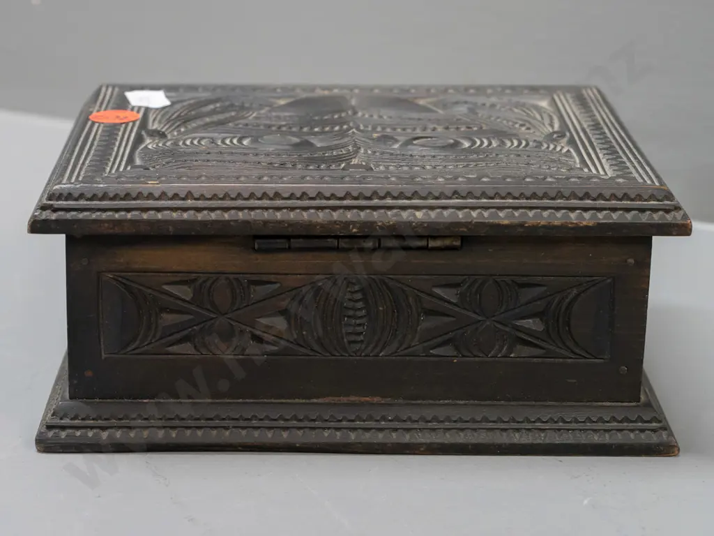 carved dark stained native timber Maori motif trinket box with hinged lid - label inside lid "Tapu" P.H. Leonard Marton Image 1++
