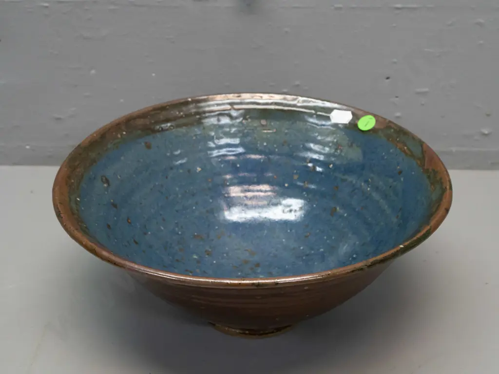 Barry Brickell New Zealand studio pottery bowl -  tenmoku glaze with blue inner, glaze filled back stamp H-115 D-280 Image 1++