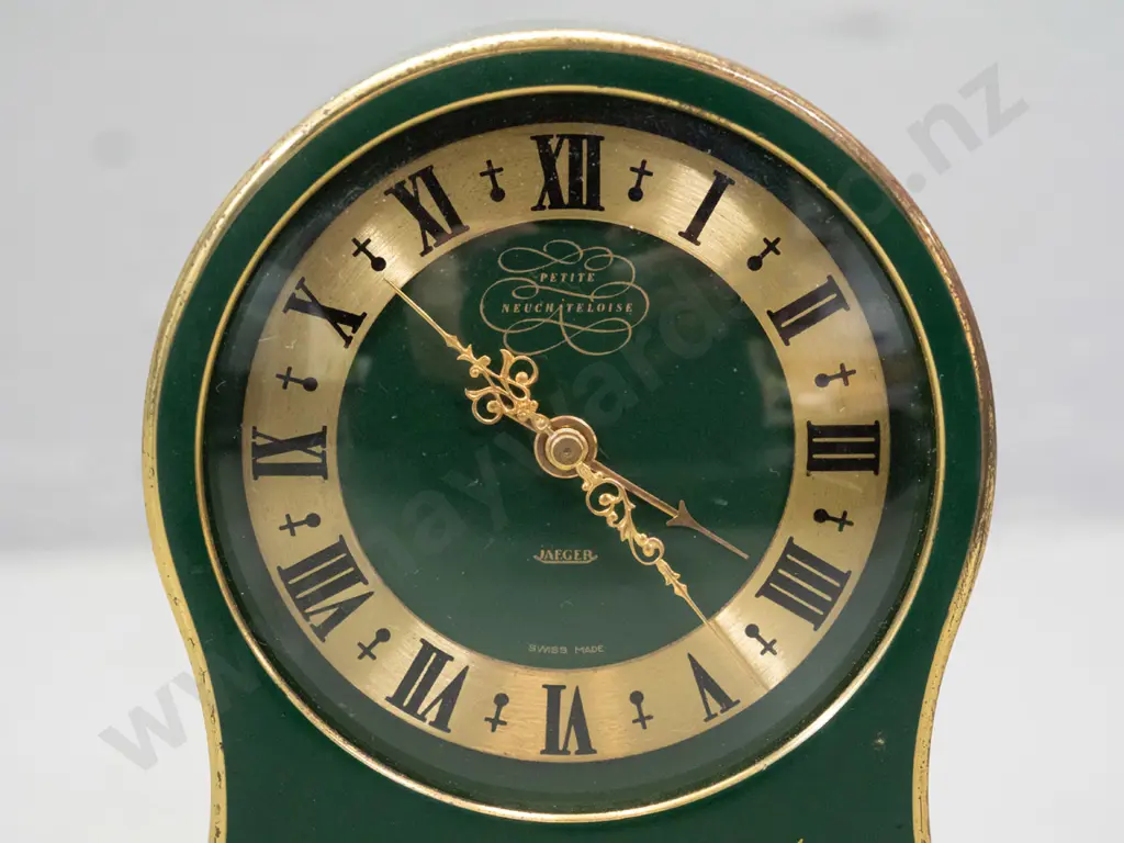 Swiss made Jaeger  "Petite Neuchateloise" alarm clock - green enamel over metal with gilt and hand painted decoration Image 1++