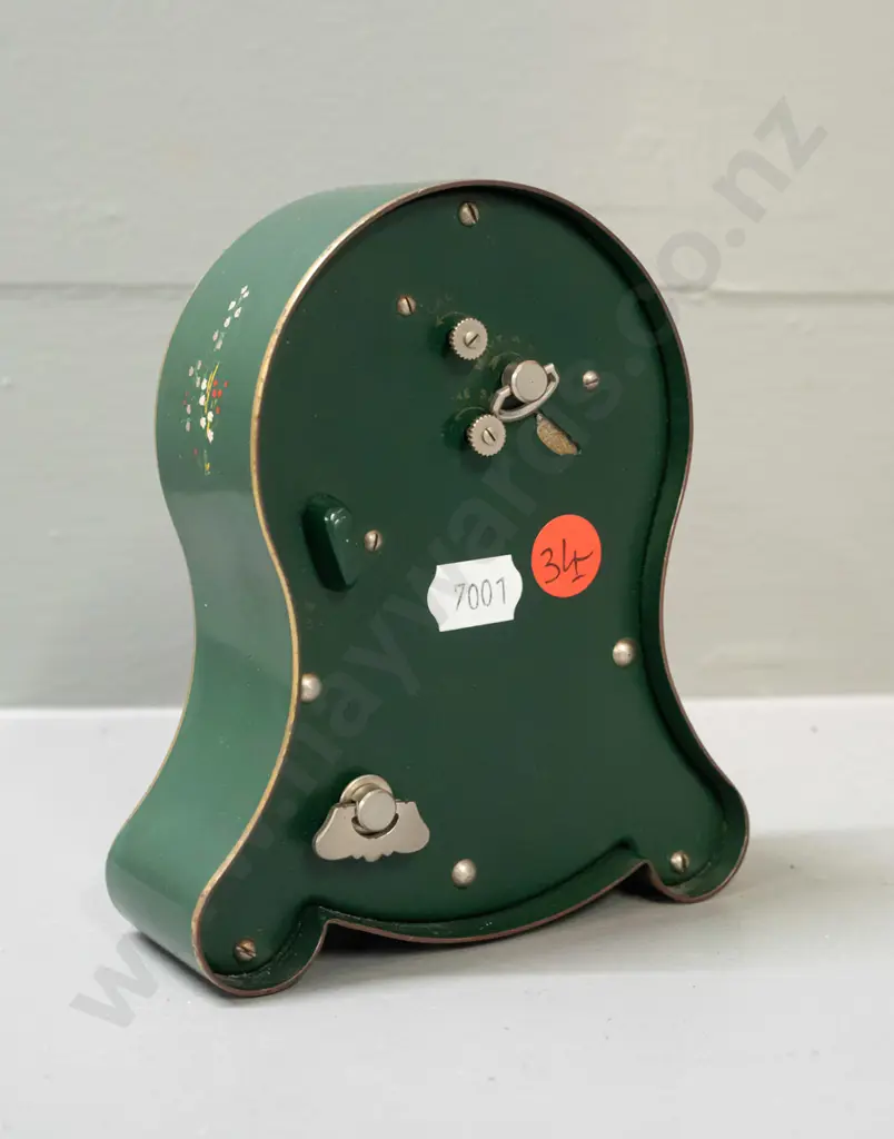 Swiss made Jaeger  "Petite Neuchateloise" alarm clock - green enamel over metal with gilt and hand painted decoration Image 1++