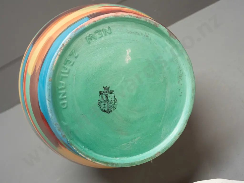 Sanderson / Xtatic studio pottery Rangiora NZ hand-decorated vase with flared top H-290 D-210 Image 1++