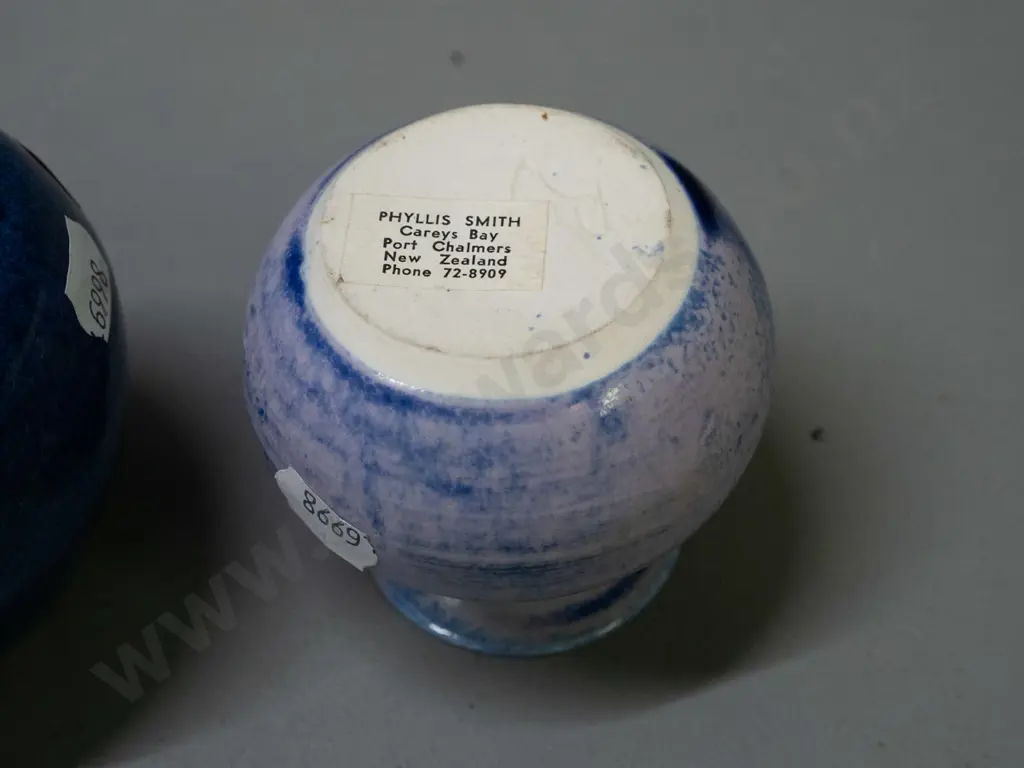 3 small studio pottery vases - Peter Collis, Phyllis Smith Carey's Bay, one unknown mark (HK?) with some white powdery Image 1++