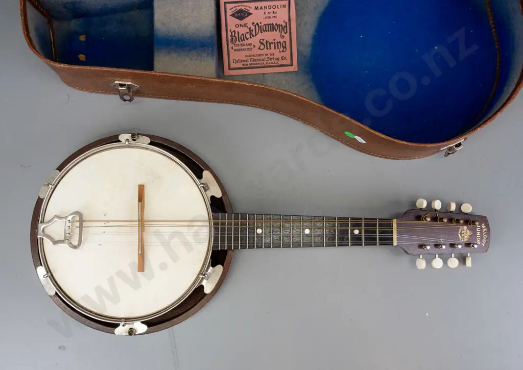 vintage cased G.H.& S. Melody Junior 8-string banjo-mandolin - some age wear, one row of replaced tuners, needs new Image 1++