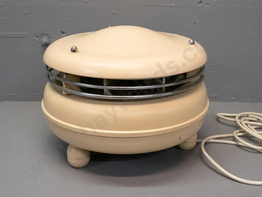 vintage "Kosyaire" deco style round peachy-pink bakelite cased heater - fan fitting marked Dux Image 1++