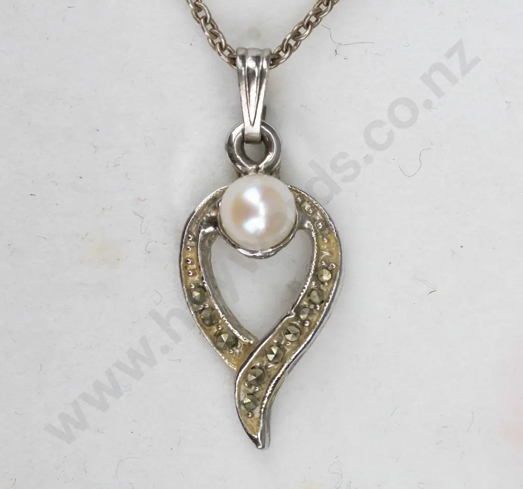 marcasite pearl necklace stamped sterling Image 1++