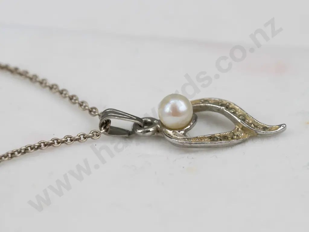 marcasite pearl necklace stamped sterling Image 1++
