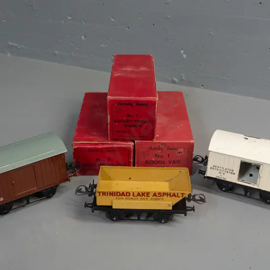 3 boxed Hornby 'O' gauge model railway items in original boxes - refrigerator van, rotary tipping wagon and  goods van -