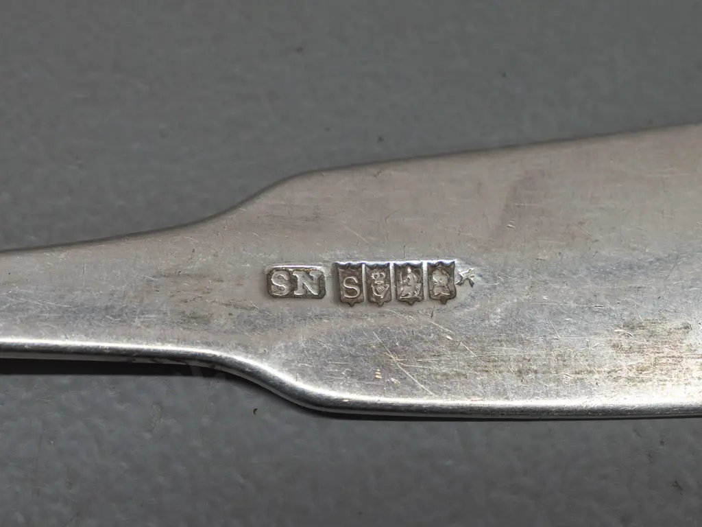 vintage hallmarked Irish silver large rat-tail spoon with engraved stag's head crest to handle - 73 grams. Image 1++