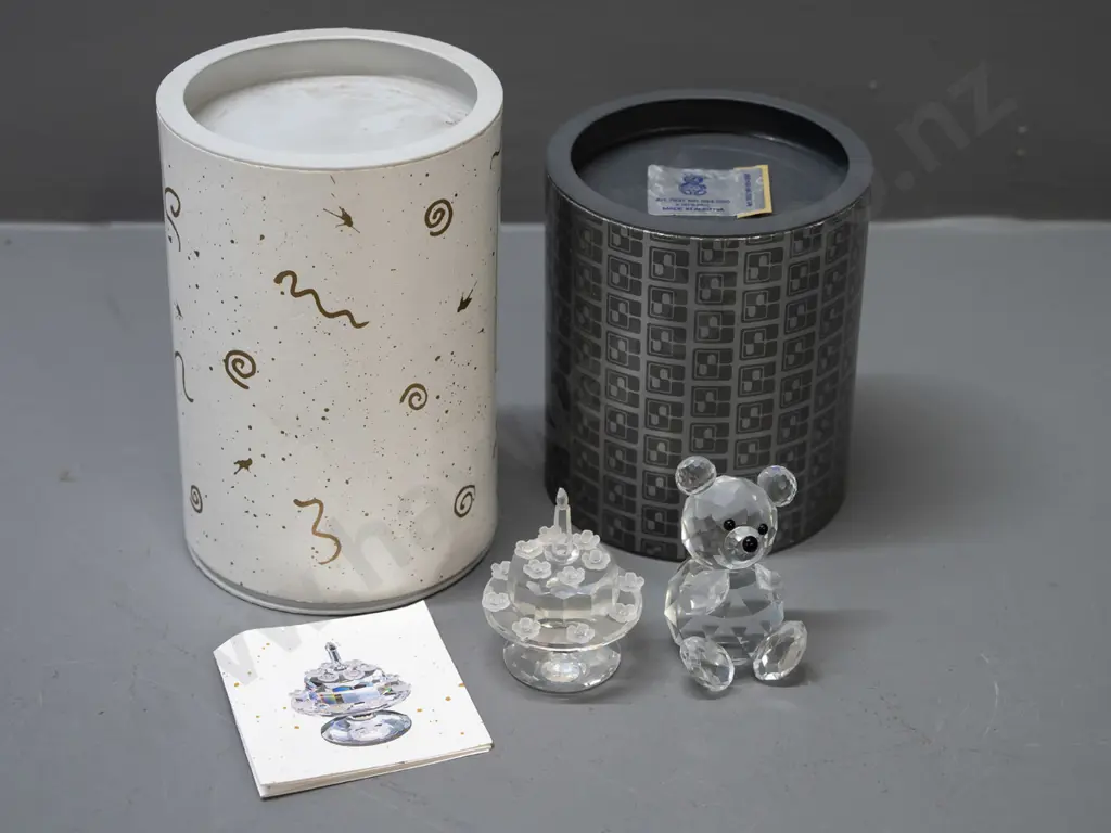 2 Swarovski crystal items - seated Teddy bear and 1992 birthday cake with one candle (5th anniversary of SC Collector's Image 1++