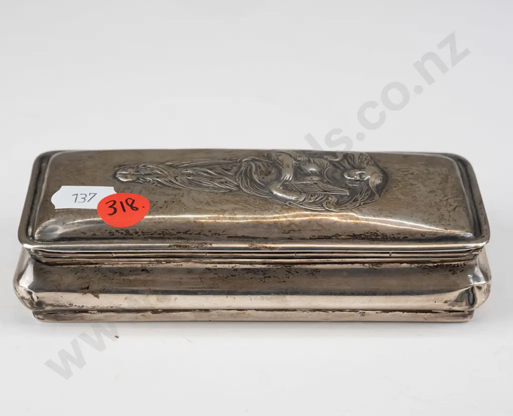 vintage sterling silver trinket box with relief nouveau style figure in hinged lid - hallmarked w/date code 'd' for 1903 Image 1++