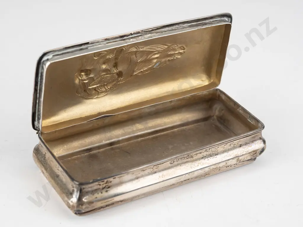vintage sterling silver trinket box with relief nouveau style figure in hinged lid - hallmarked w/date code 'd' for 1903 Image 1++