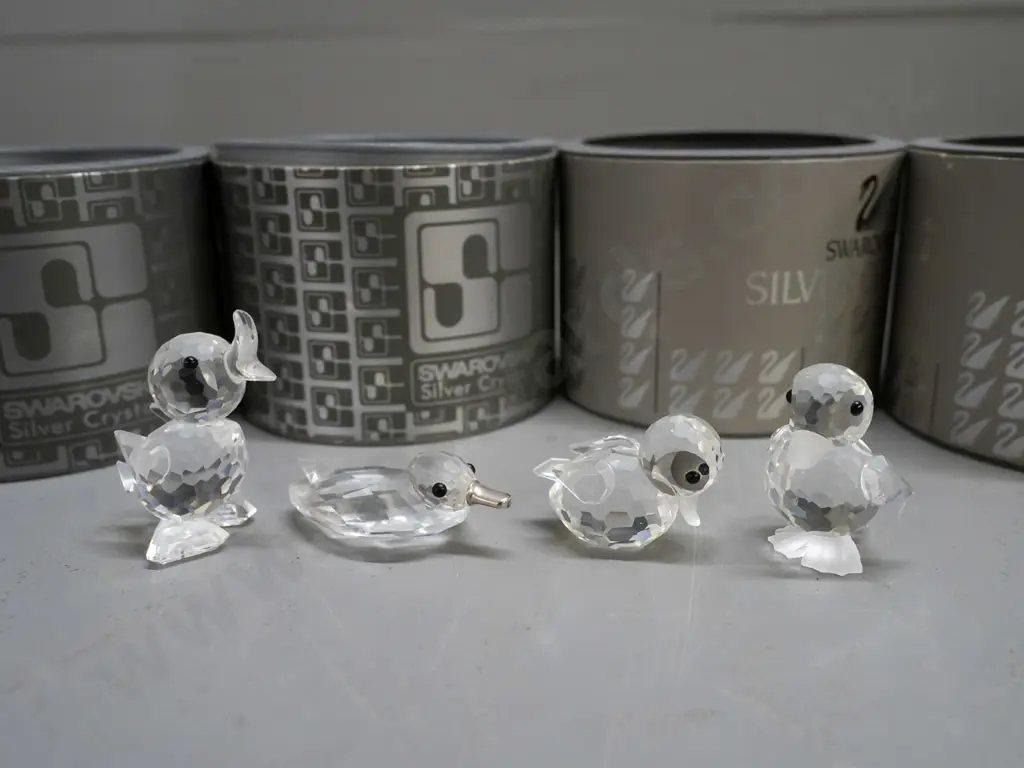 4 Swarovski crystal ducks / water birds with original boxes - standing one is H-40 Image 1++
