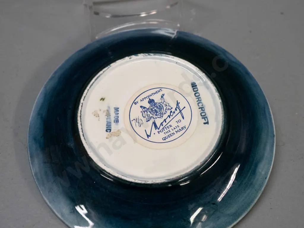 Moorcroft pin dish blue & yellow hibiscus pattern D-115 Image 1++
