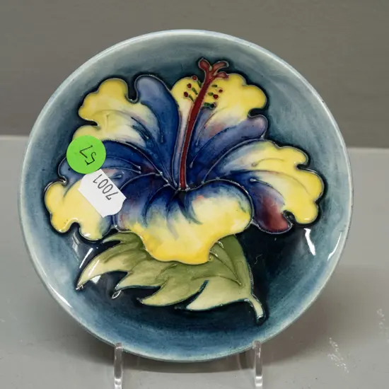 Moorcroft pin dish blue & yellow hibiscus pattern D-115