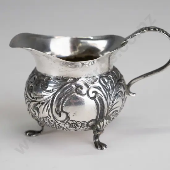 sterling silver milk jug EHM Birmingham  65gms