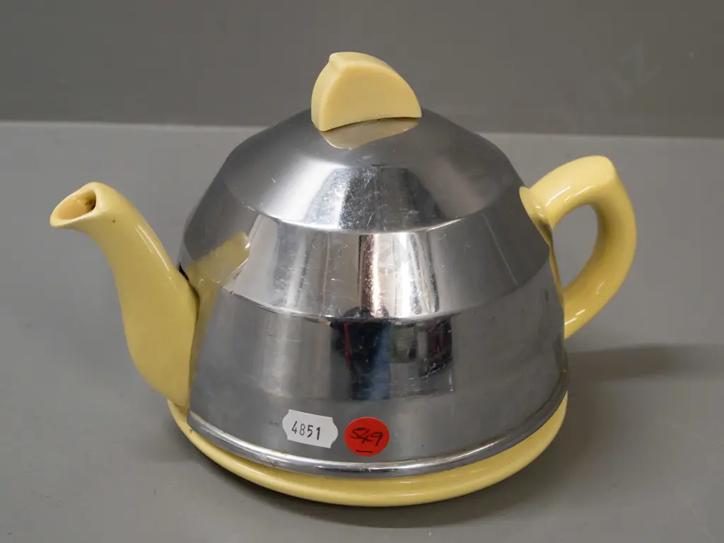 deco English beehive-shaped teapot and fitted lined alloy warmer w/ivory bakelite handle - staining inside. H-150 L-200 Image 1++
