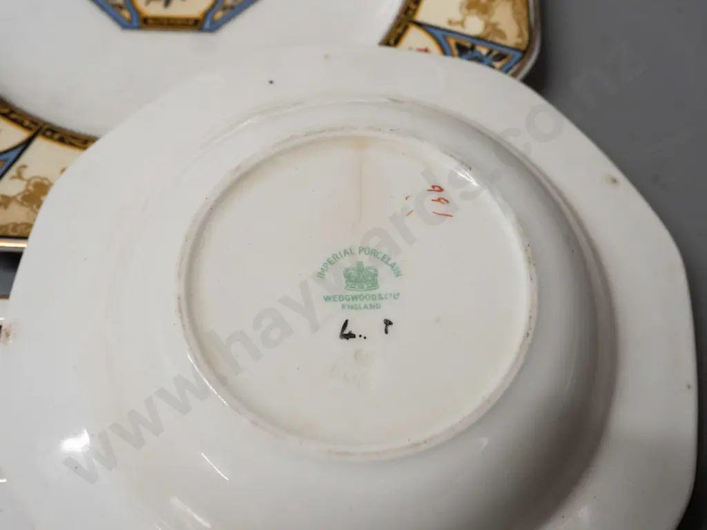 Wedgwood Imperial Porcelain "Melody" pattern part dinner set - 3 large and 3 medium plates, 2 sides, 2 bowls, etc. - Image 1++