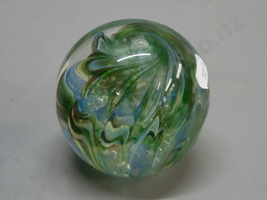 2 pieces of heavy art glass - globe shaped paper weight marked Del Matto 2000 and a geometric faceted yellow and blue Image 1++