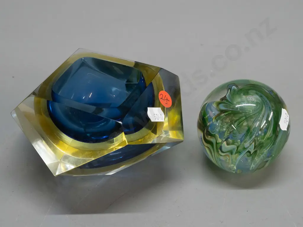 2 pieces of heavy art glass - globe shaped paper weight marked Del Matto 2000 and a geometric faceted yellow and blue Image 1++