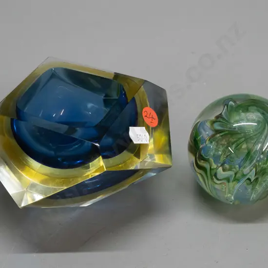 2 pieces of heavy art glass - globe shaped paper weight marked Del Matto 2000 and a geometric faceted yellow and blue