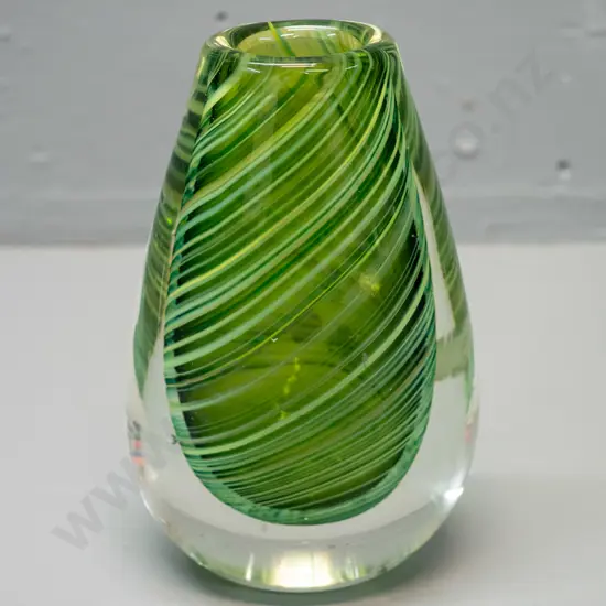 Lynden Over '08 New Zealand art glass vase - swirled green and clear teardrop shape H-160