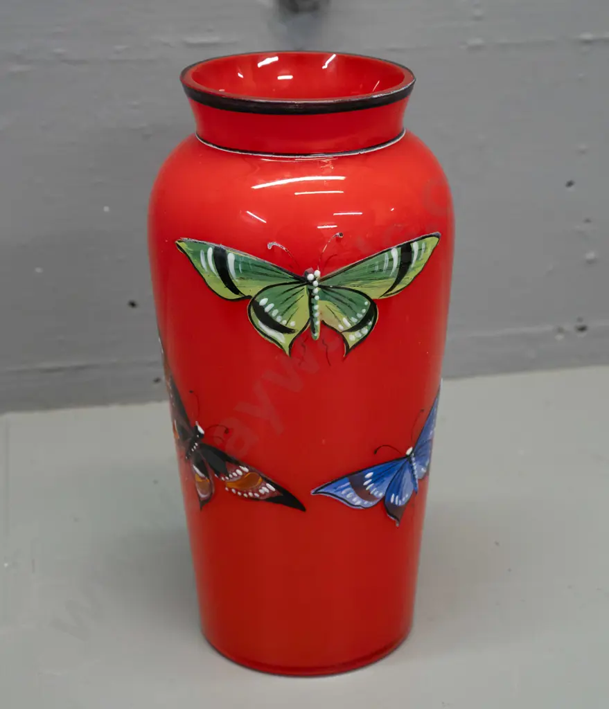 red glass vase with enamel butterfly decoration, no maker's marks (Japanese?) H-200 Image 1++