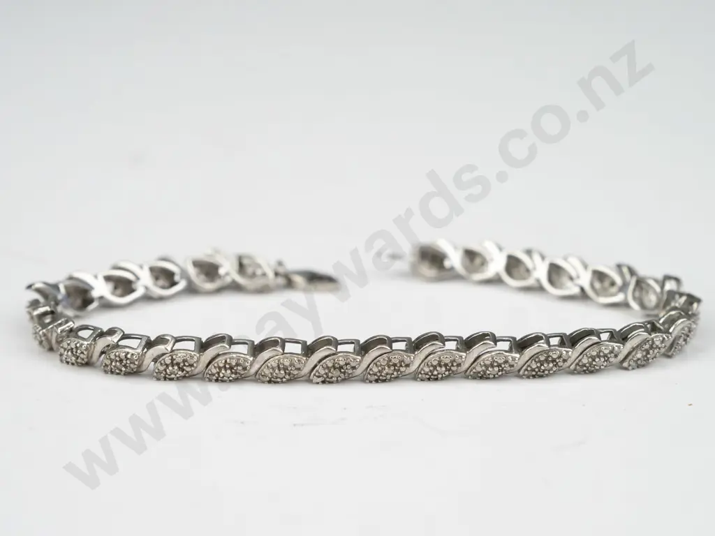 sterling silver diamond set bracelet with valuation (13.74gm) Image 1++