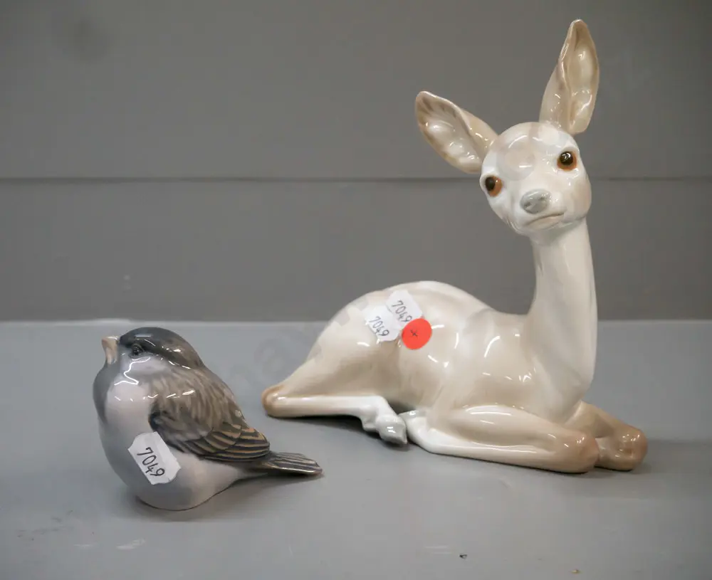 Llladro seated deer figurine & Royal Copenhagen sparrow figurine. Deer H-170 L-170 Image 1++