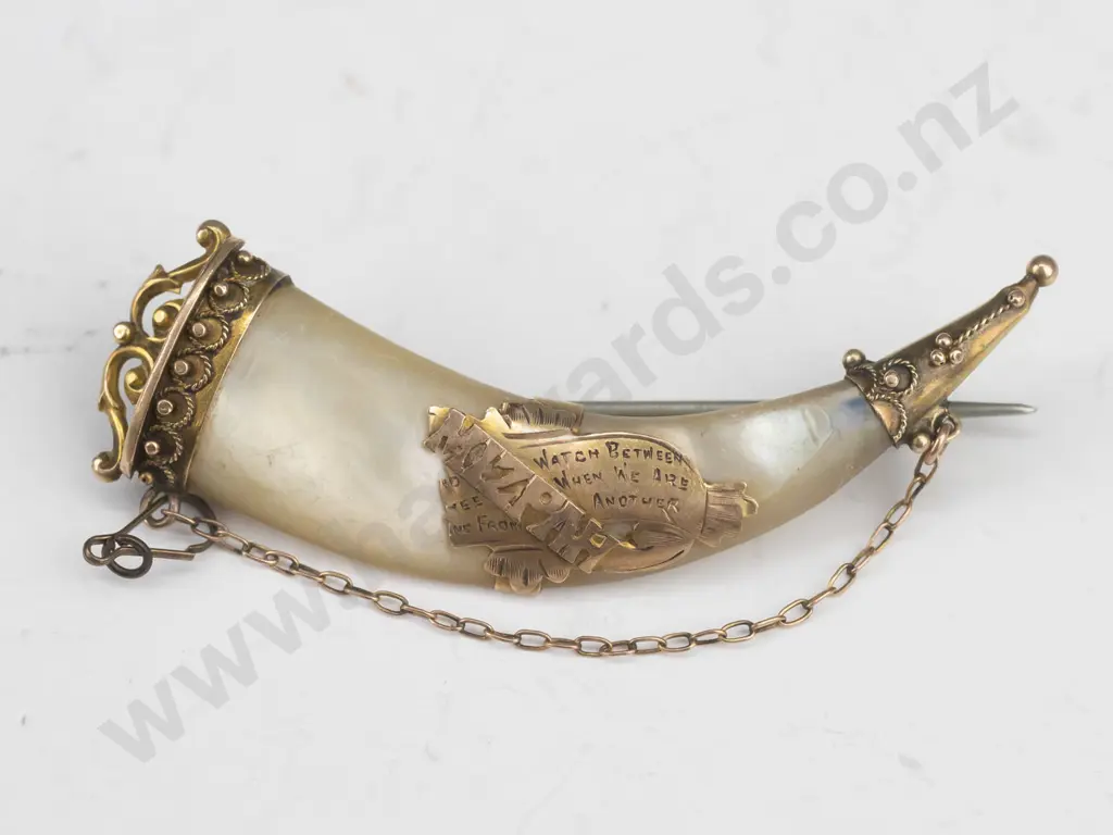 mizpah brooch 9ct caps mother of pearl tusk Image 1++